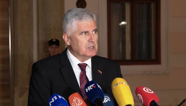 Čović iz Zagreba: Nema Vlade FBiH ni građanske države