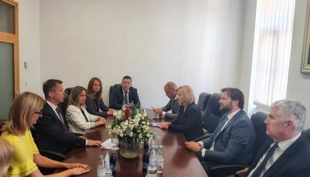 Čović, Krišto i Ćorić u Livnu održali niz sastanaka na aktualne teme