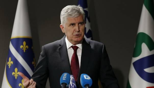 Čović: Moramo naći zajedničko rješenje, ako treba i mijenjati Ustav