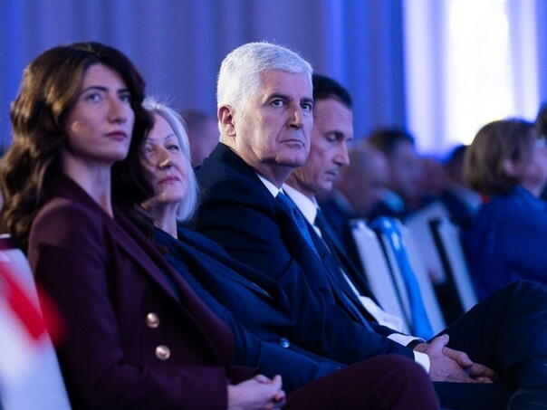 Čović na skupu HDZ-a u Šibeniku o BiH, izborima, Trojki ...