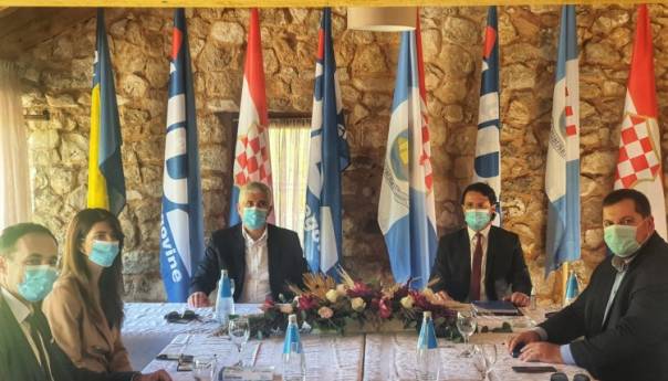 Čović: Nakon uvjerljive pobjede još snažnije krenuti u razvoj Ljubuškog