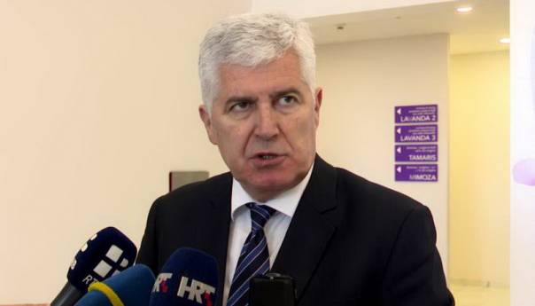 Čović: Nedopustivo da s Vladom FBiH čekamo četiri mjeseca