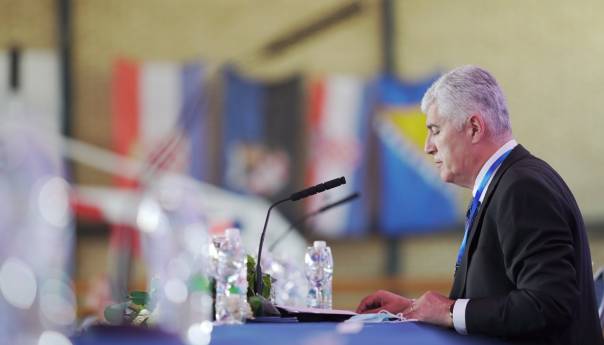 Čović o 'ratu' u Ukrajini: Solidarnost i dijalog