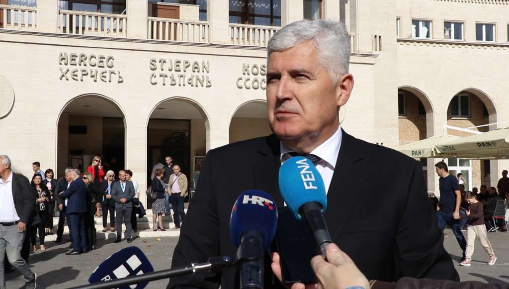 Čović: Ogromna iskušenja ispred nas, vlast nam treba što prije