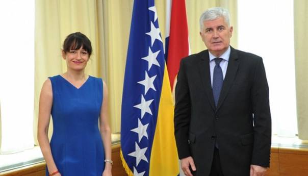 Čović primio u nastupnu posjetu šeficu Ureda Vijeća Europe u BiH Urumovu