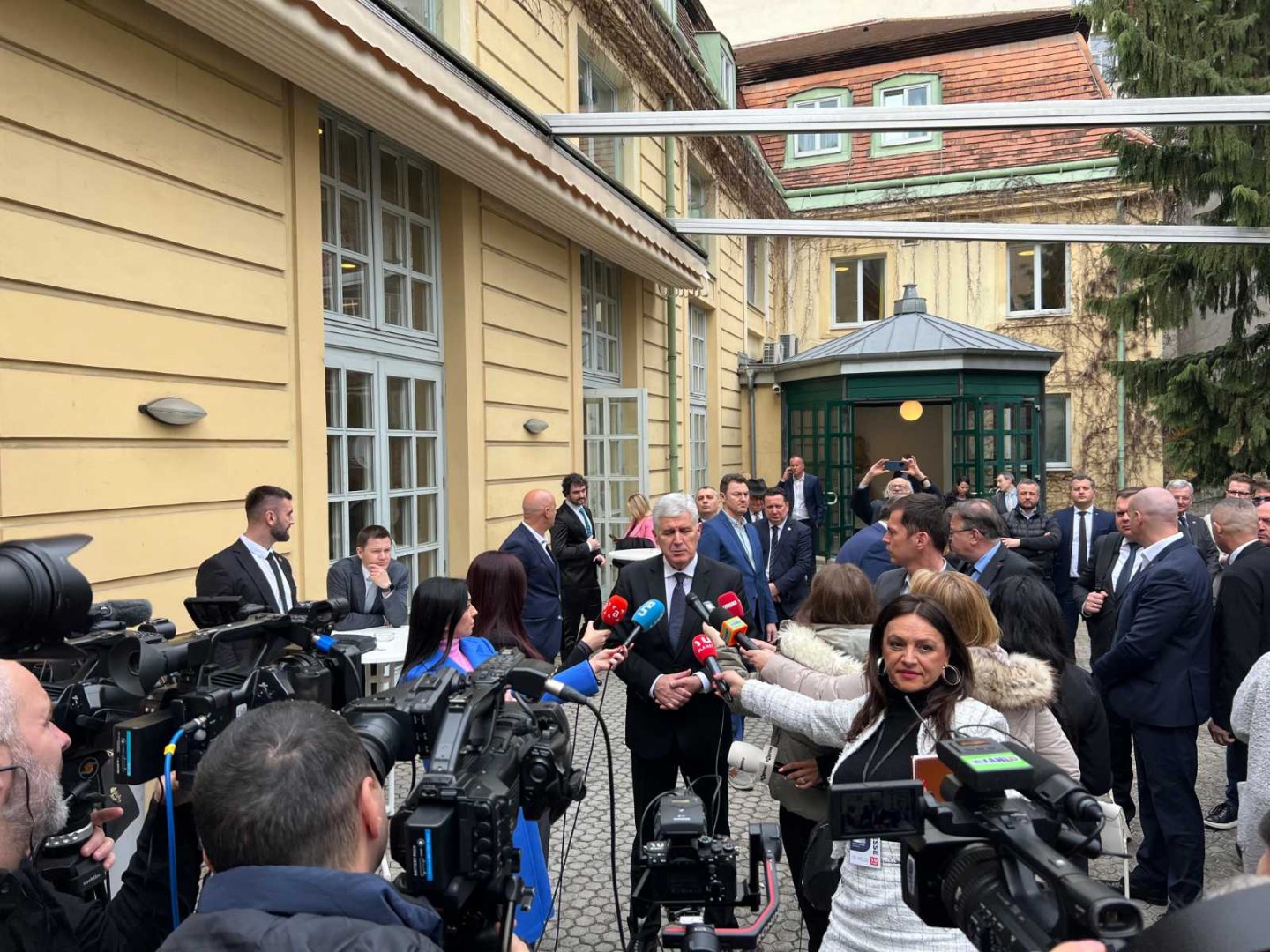 Čović protiv američkih sankcija: Nisu ništa dobro donijele