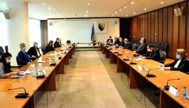 Čović, Radončić i Zvizdić sa poslodavcima iz FBiH