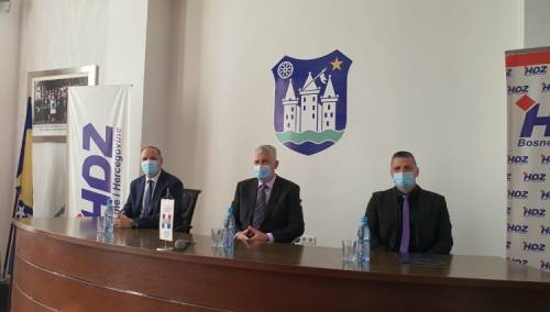 Čović: U Bihaću riješiti sigurnosna i egzistencijalna pitanja