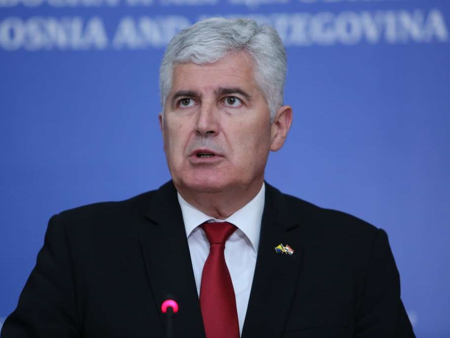 Čović: S Izetbegovićem sam pričao o stabilnosti, evropskom putu...