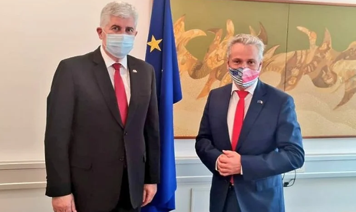 Čović sa Sattlerom: Ponovili ključne korake, Izborni zakon prioritet