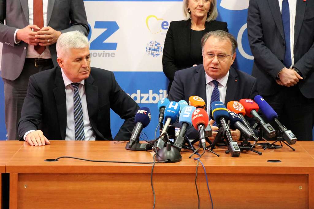 Čović se sastao s Nikšićem i Konakovićem, sporazum 29. novembra