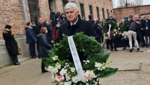 Čović u Auschwitzu odao počast žrtvama holokausta