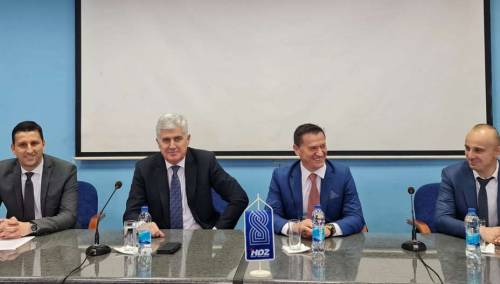 Čović u Tuzli iskazao zabrinutost za ukupno političko stanje