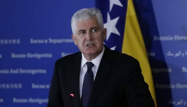 Čović: Upitno je da li sam trebao zakazati hitnu sjednicu