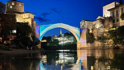 Čović uputio čestitku: Zastava Izraela na Starom mostu i Kosači