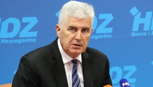 Čović: Usvajanje budžeta 'ulaznica' za patnere u vlasti