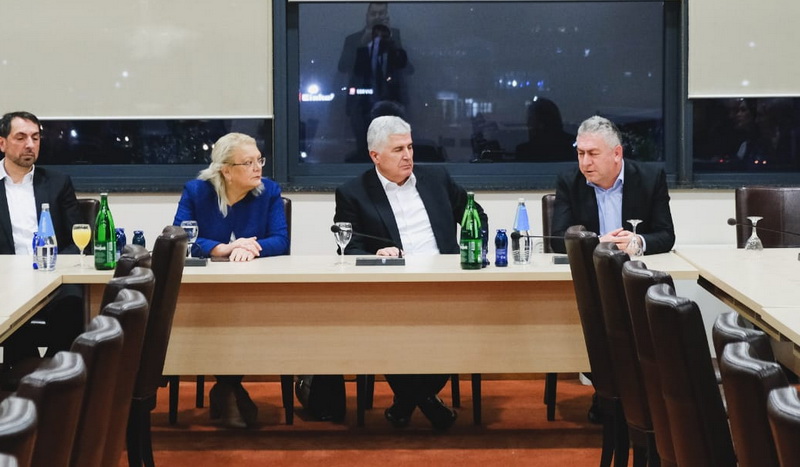 Čović: Vjerujem u dogovor i hitnu stabilizaciju