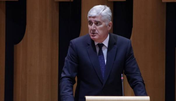 Čović za danas sazvao hitnu sjednicu Doma naroda