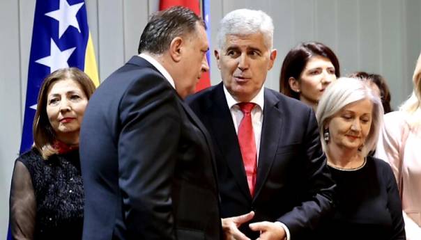 Čović želi Vukoju za sudiju, Dodik zabranjuje objave Schmidtu