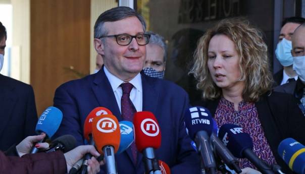 Čovićevi maksimalistički zahtjevi bez podrške SAD i EU