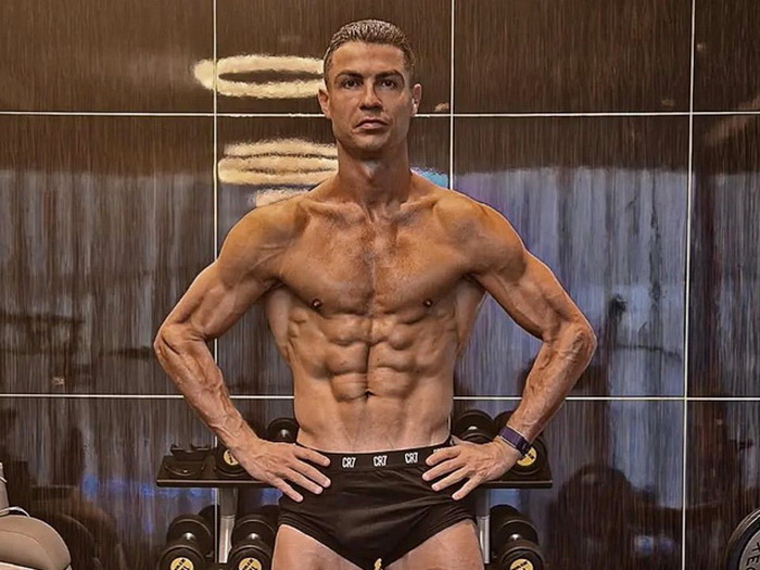 Cristiano Ronaldo pokazao isklesano tijelo u 40. godini