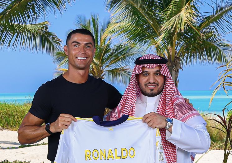 Cristiano Ronaldo potpisao novi ugovor sa Al Nassrom, igrat će do 42. godine