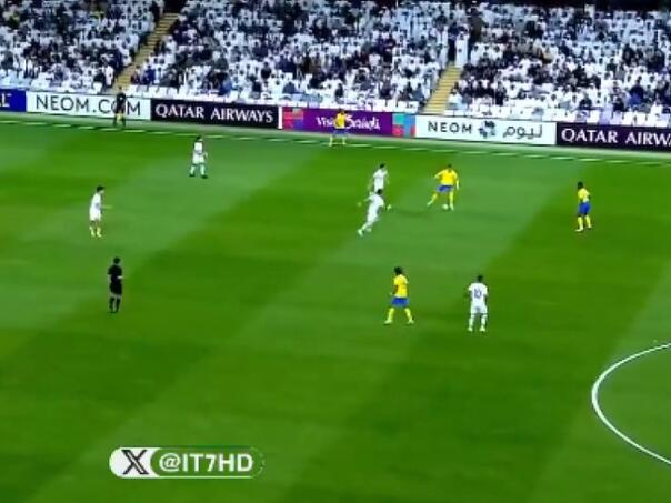 Cristiano Ronaldo se obrukao pokušajem driblinga u dresu Al Nassra