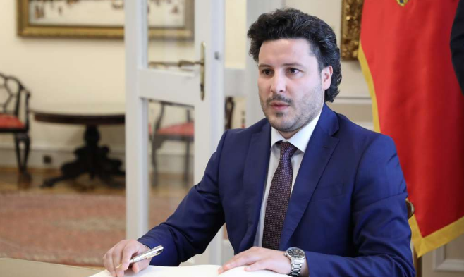 Crna Gora: Abazović predaje inicijativu za razrješenje dva ministra