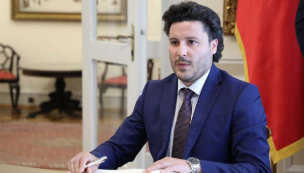 Crna Gora: Abazović predaje inicijativu za razrješenje dva ministra