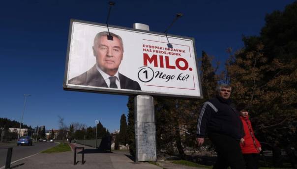 Crna Gora bira predsjednika, otvorena birališta