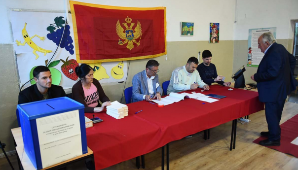 Crna Gora: Na više biračkih mjesta utvrđene nepravilnosti