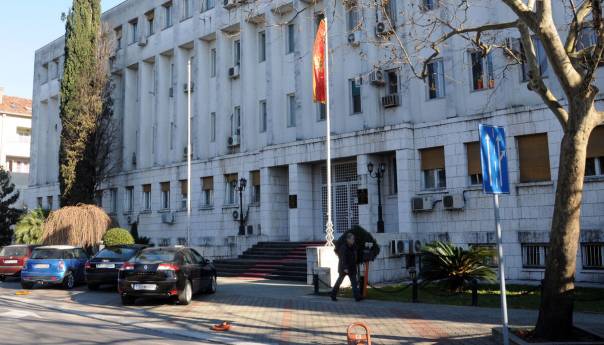 Crna Gora nepoželjnim osobama proglasila još četiri ruska diplomata