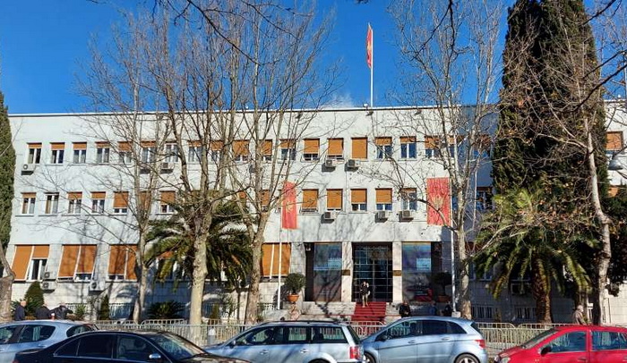 Crna Gora: Podignuta optužnica protiv 12 osoba zbog zloporabe službenog položaja