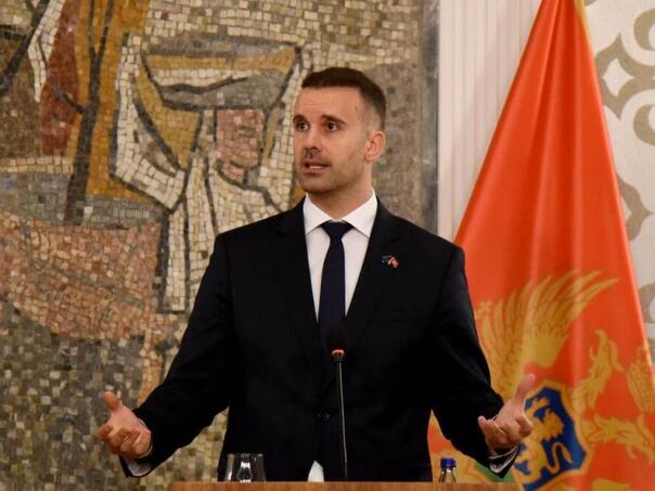 Crna Gora pred vratima EU: Brisel im šalje 3,2 milijarde eura