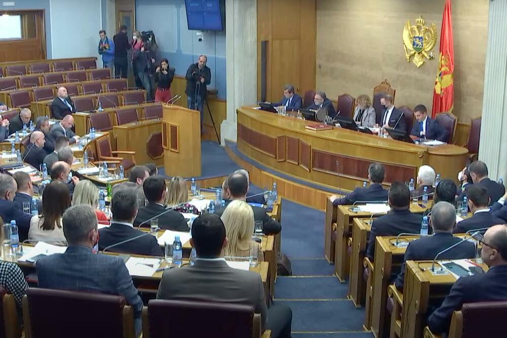 Crna Gora: Radulović zatražio stanku do petka
