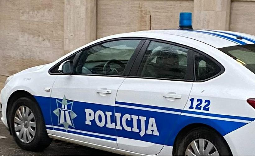 Crna Gora razbila krijumčarsku mrežu, uhapšeni policajac i još dvije osobe