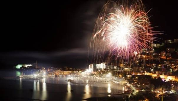 Crna Gora zabranila proslavu Nove godine na otvorenom