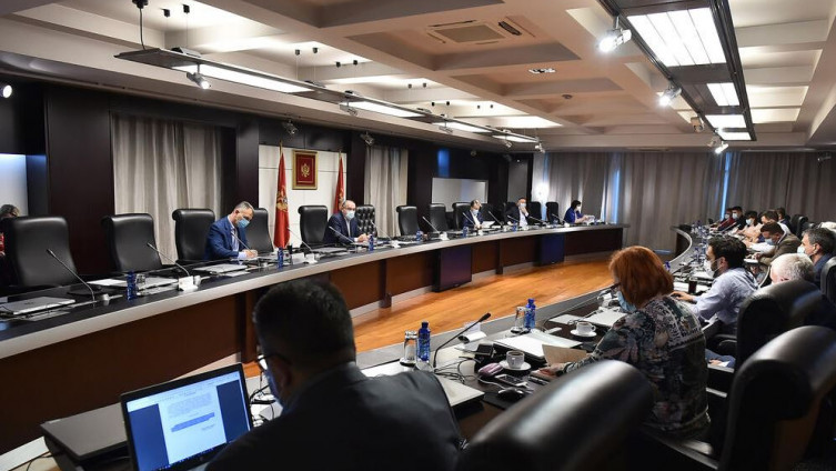 Crna Gora zabranila vjerske i političke skupove