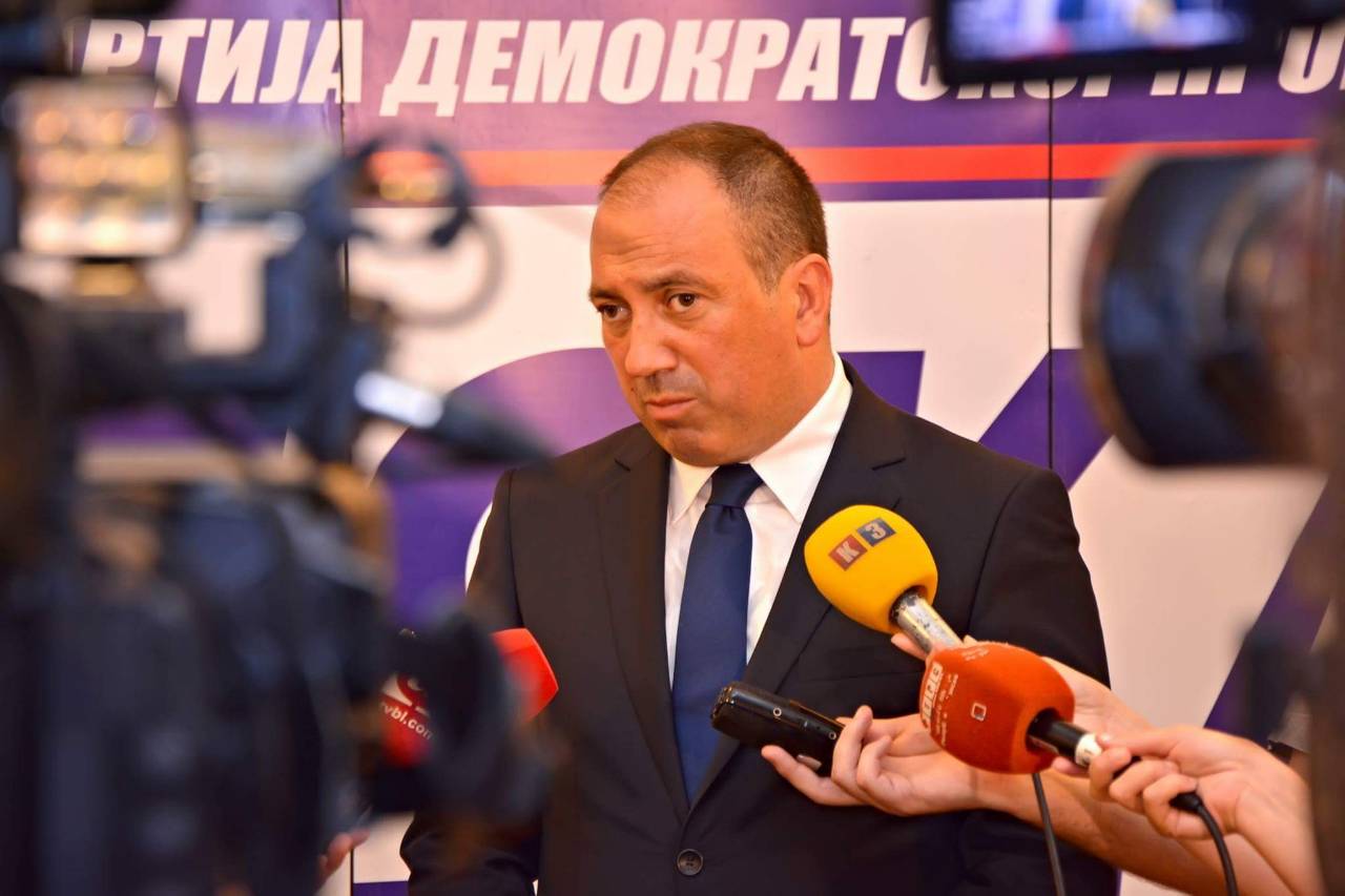 Crnadak: Dodik će na Sudu braniti sebe, a ne RS