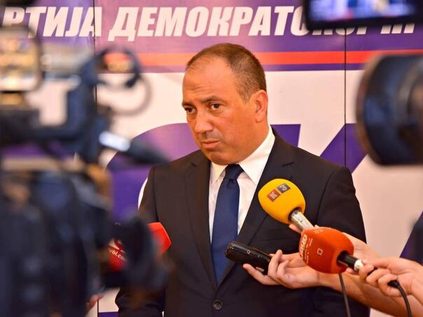 Crnadak: Dodik će na Sudu braniti sebe, a ne RS