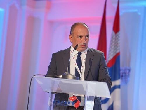 Crnadak: Kako se baš porodica Željke Cvijanović obogatila radeći za Srpska Open