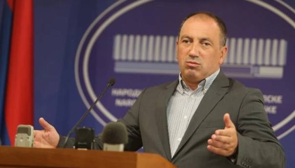 Crnadak: Milorad Dodik i SNSD danas kapitulirali