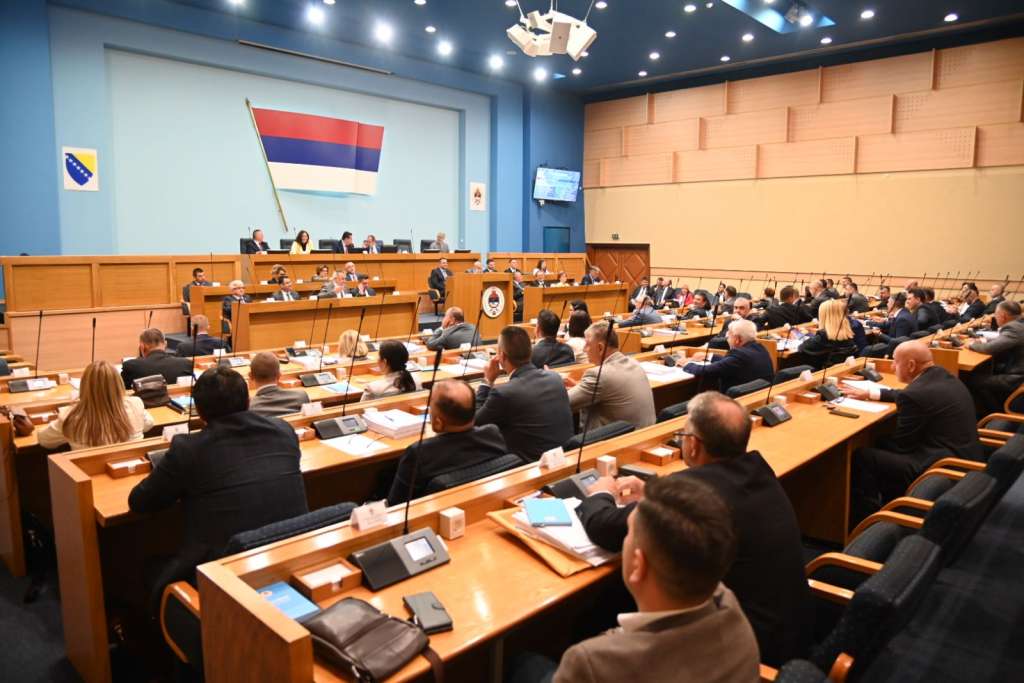Crnadak: RS ne šalje nikog u New York, jer tu nema tendera, nije interesantno