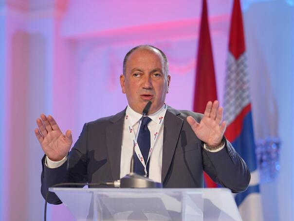 Crnadak: Rušenje Dejtonskog sporazuma bio bi najcrnji scenarij