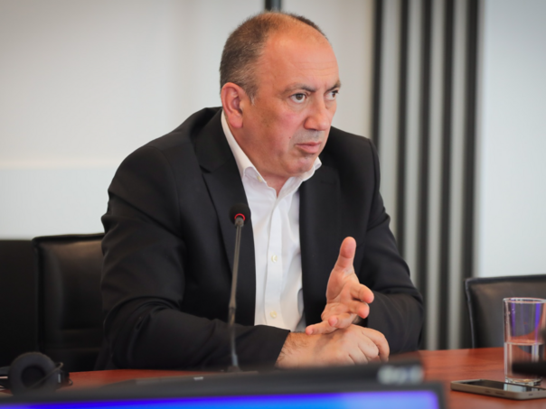 Prvi opozicionar na Minićev poziv: Crnadak otvorio tri ključna pitanja