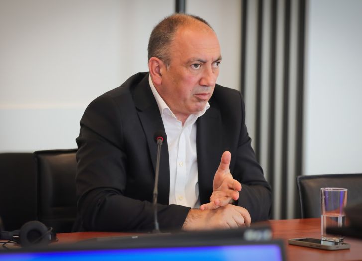 Crnadak nakon smrti doktorice: Korupcija ubija!