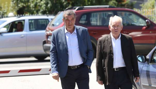 Crnalić: Ne postoje okolnosti iz kojih se može izvesti zaključak da su zločini počinjeni