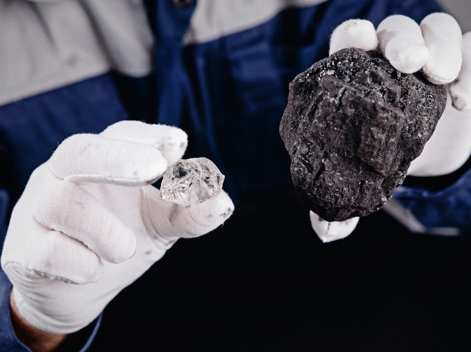 Crni dijamant decenijama zbunjuje naučnike: Nova studija nudi trag o njegovom porijeklu
