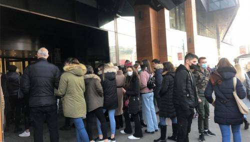 "Crni petak" napunio šoping centre u BiH