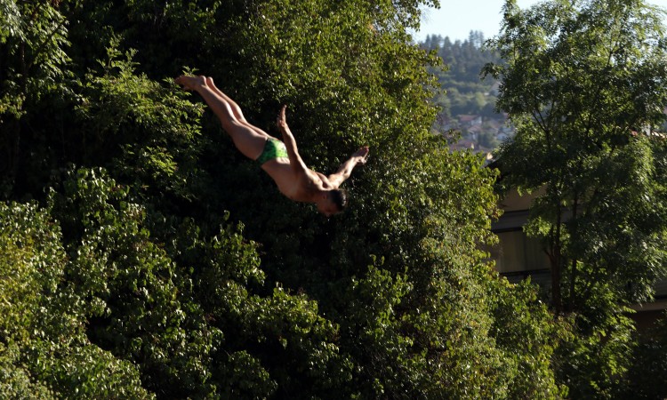 Crnogorac Evald Krnić pobjednik 'Bentbaša Cliff Diving 2021'